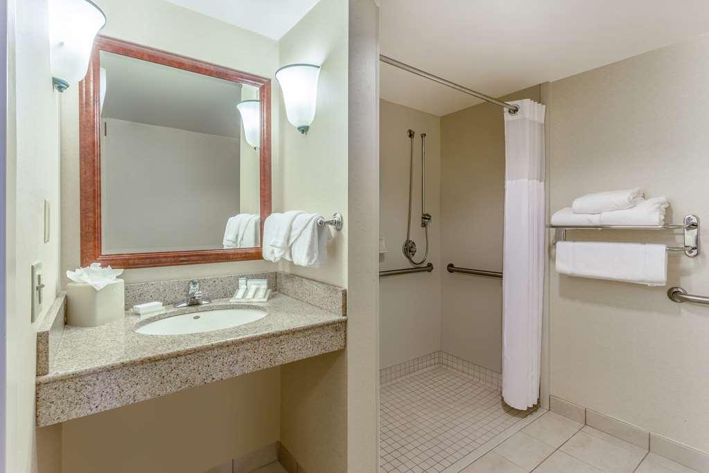 Hilton Garden Inn Richmond South/Southpark Colonial Heights Oda fotoğraf